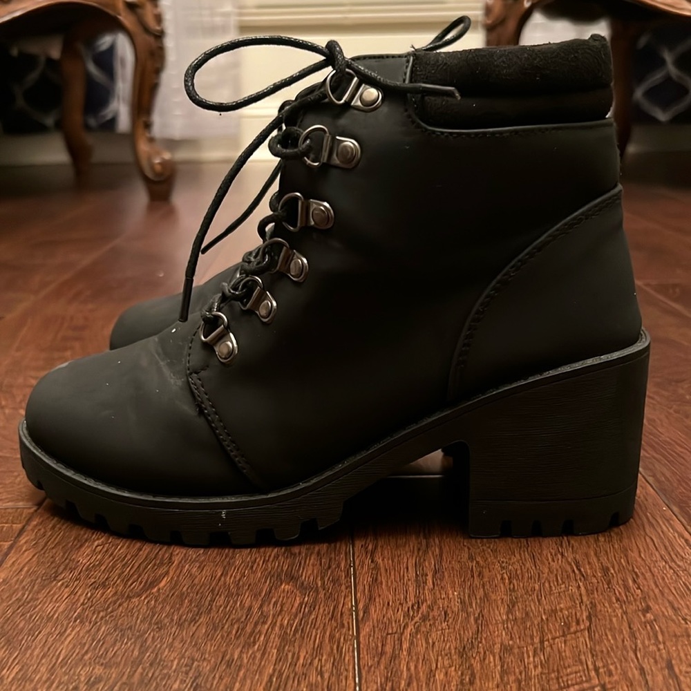 Dirty Laundry black booties